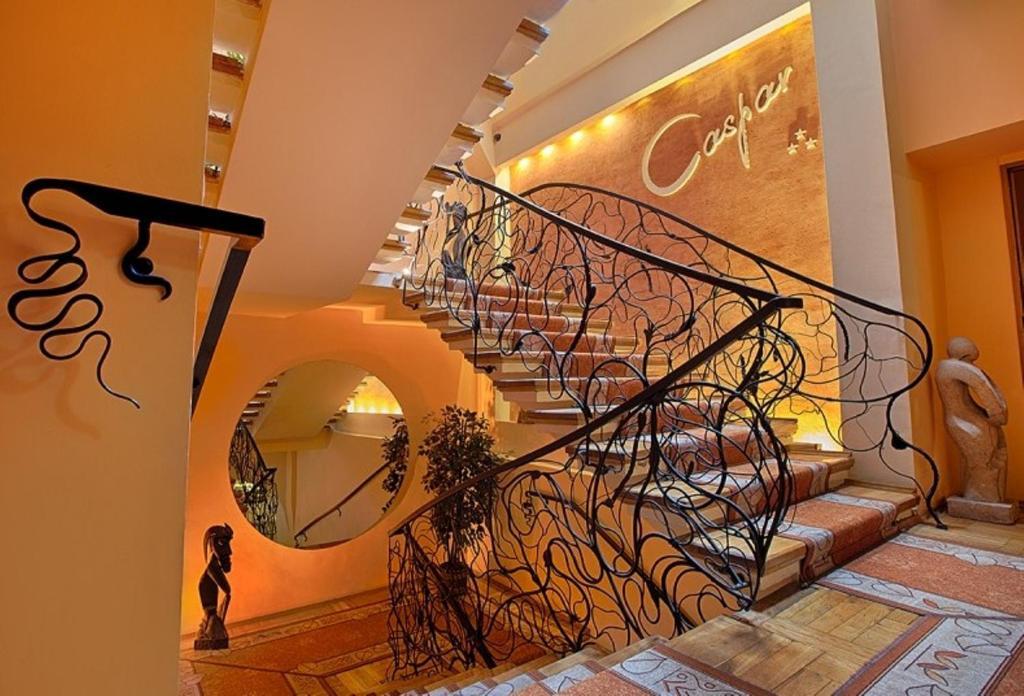 Hotel Restauracja Caspar يلينيا غورا المظهر الخارجي الصورة