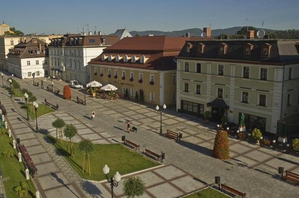 Hotel Restauracja Caspar يلينيا غورا المظهر الخارجي الصورة