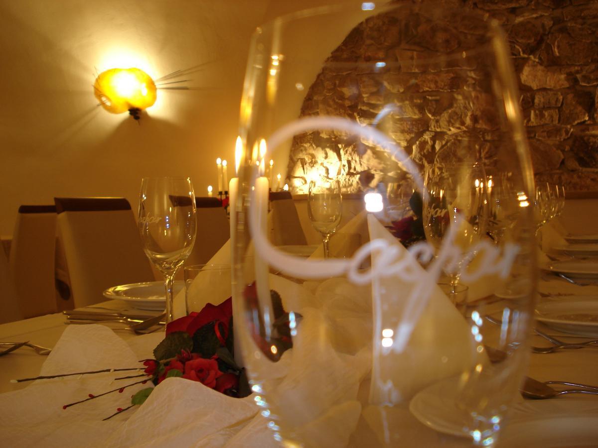 Hotel Restauracja Caspar يلينيا غورا المظهر الخارجي الصورة