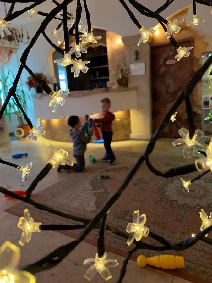 Hotel Restauracja Caspar يلينيا غورا المظهر الخارجي الصورة